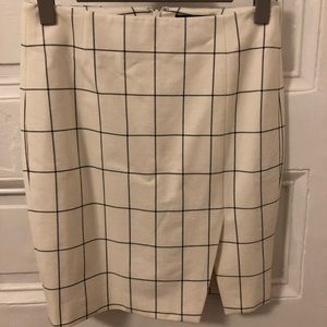 Banana Republic White And Black Checked Skirt